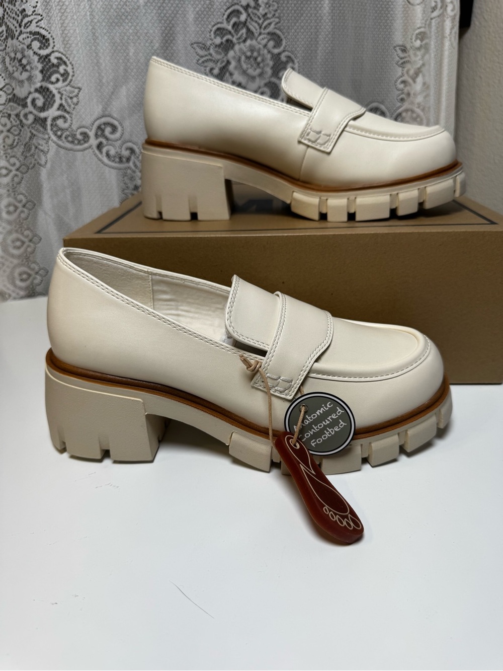 MIA Robbin Cream Chunky Lug Sole Penny Loafers Comfort Footbed NIB Women’s 7